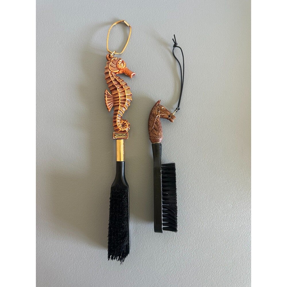 Lot of 2 Vintage Shoe Brush Buffing Brush Plastic Seahorse and Horse Brush